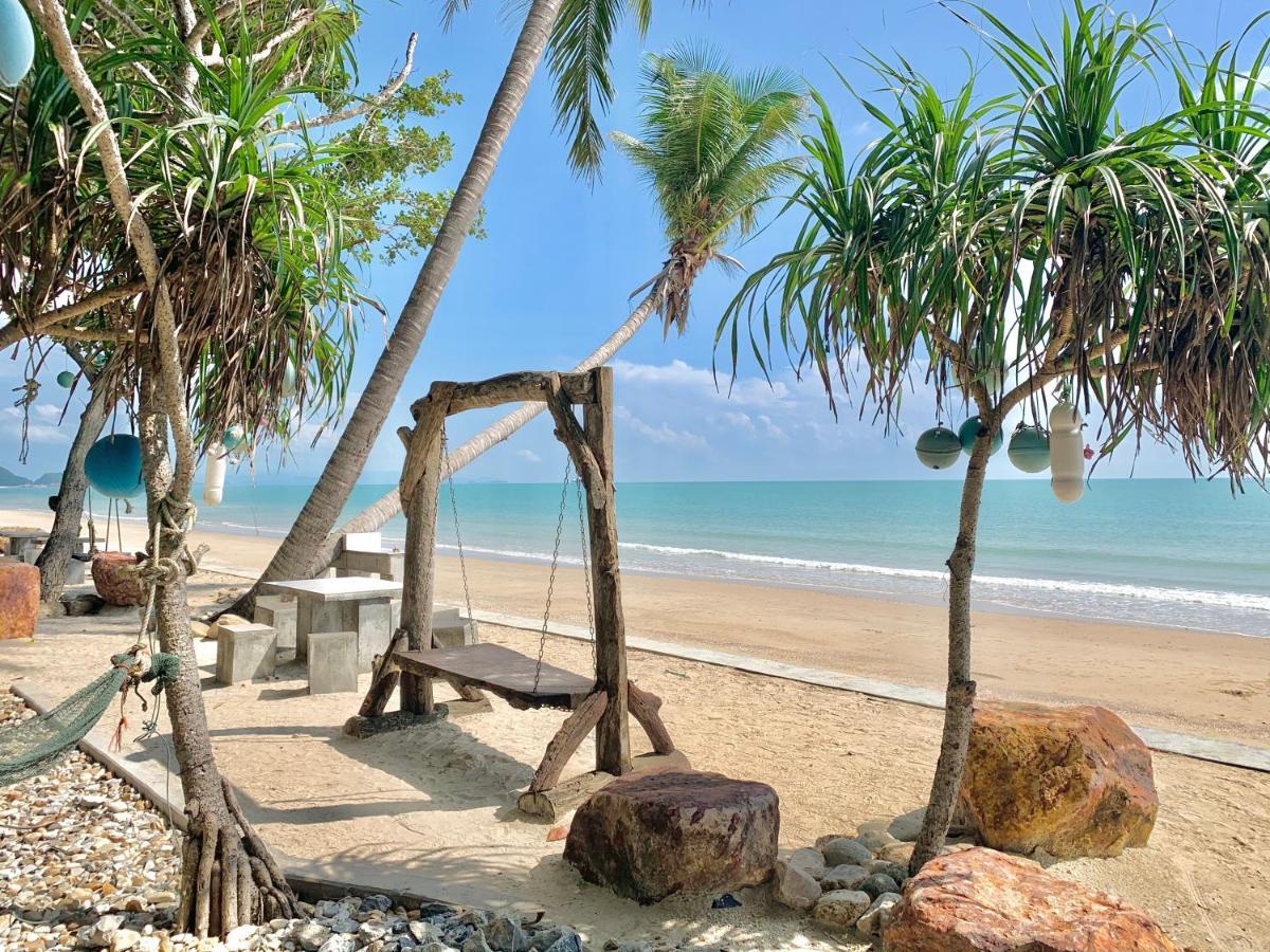 Baanchaylay Resort Khanom Exterior foto
